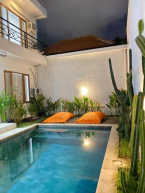 Villa Akmali Seminyak Basangkasa- 2 Bedrooms